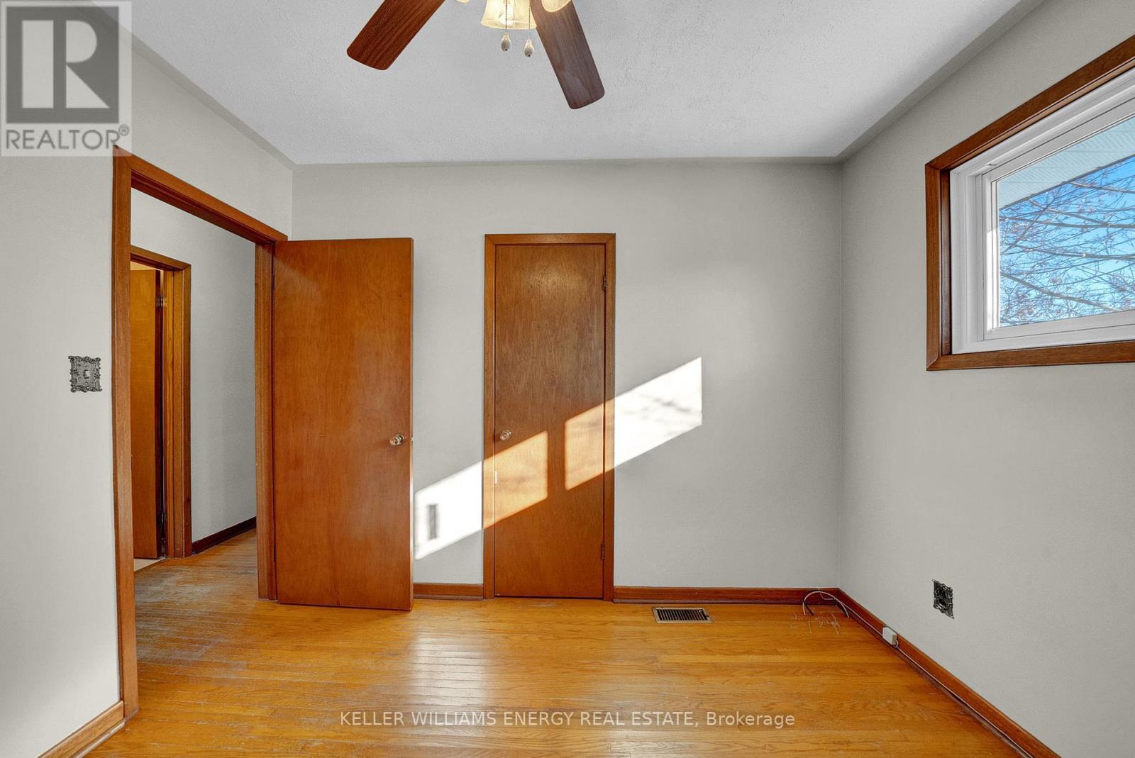 2086 Avalon Street, Oshawa, Ontario  L1L 1A7 - Photo 24 - E12598030