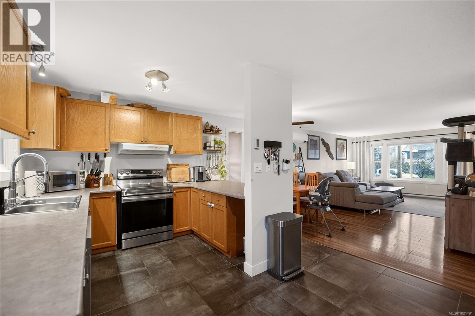 2674 Camcrest Dr, Nanaimo, British Columbia V9T 4V8 - Photo 4 - 1021481