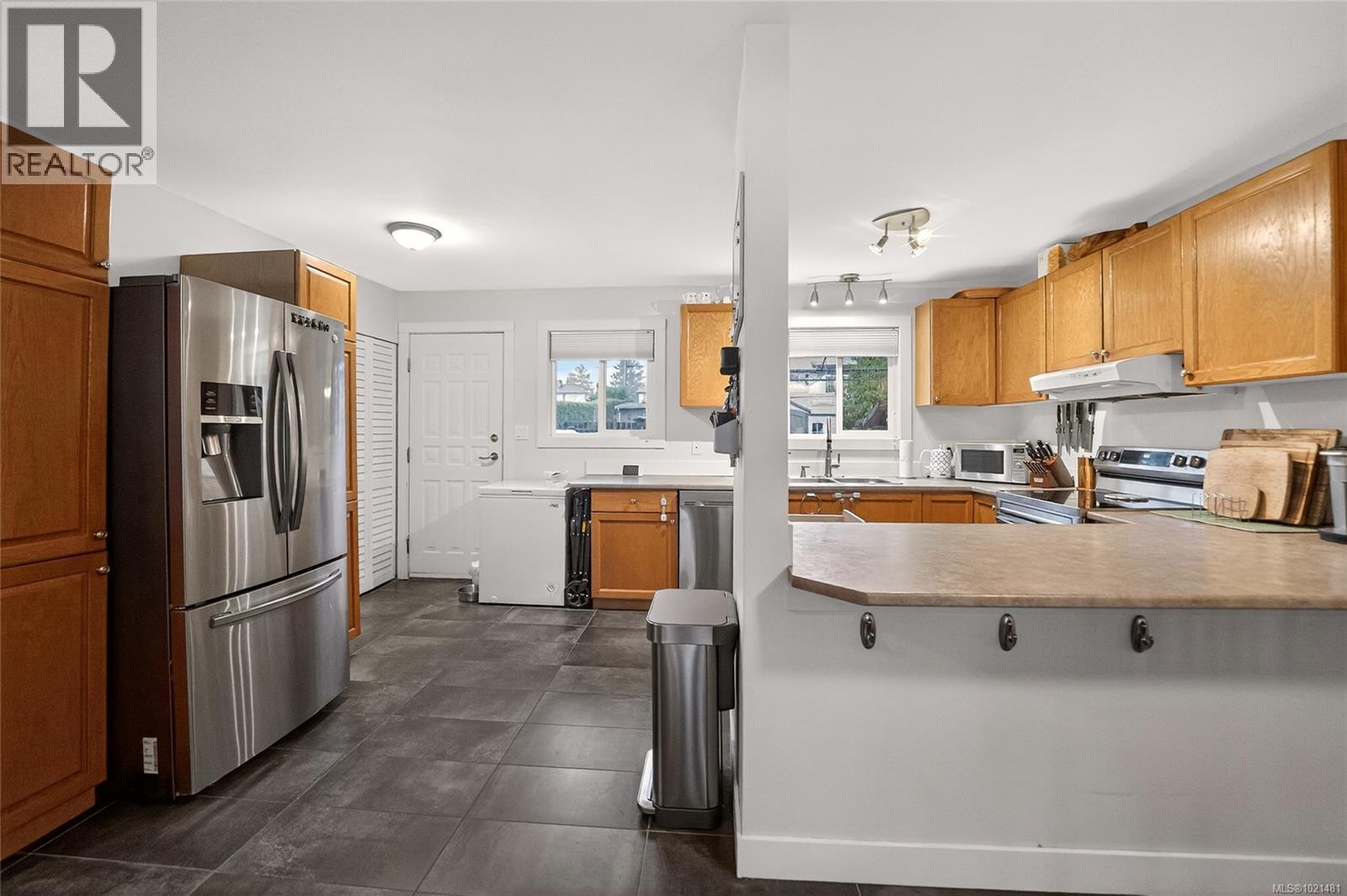 2674 Camcrest Dr, Nanaimo, British Columbia V9T 4V8 - Photo 5 - 1021481