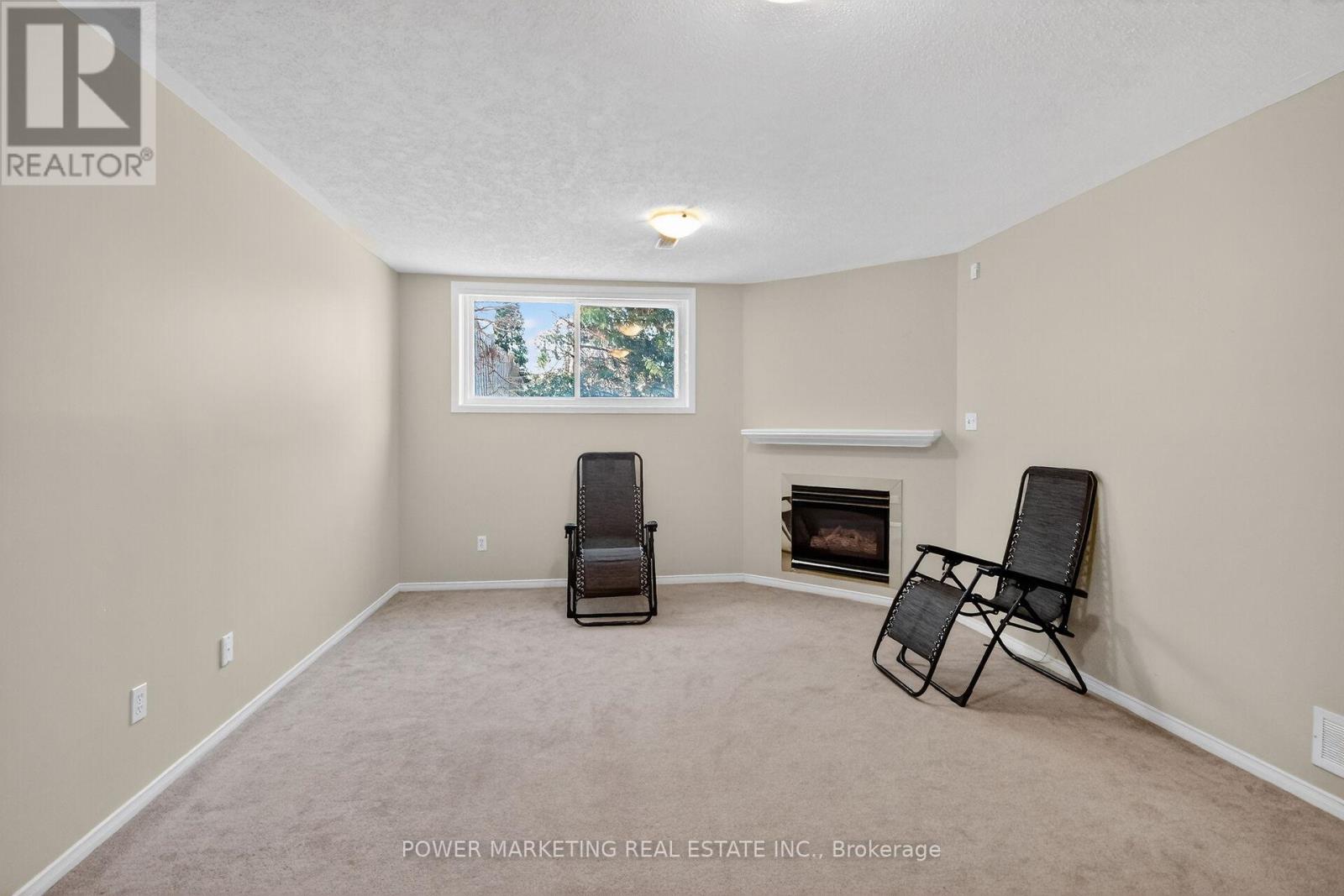 6410 Sablewood Place, Ottawa, Ontario  K1C 7L7 - Photo 21 - X12593844