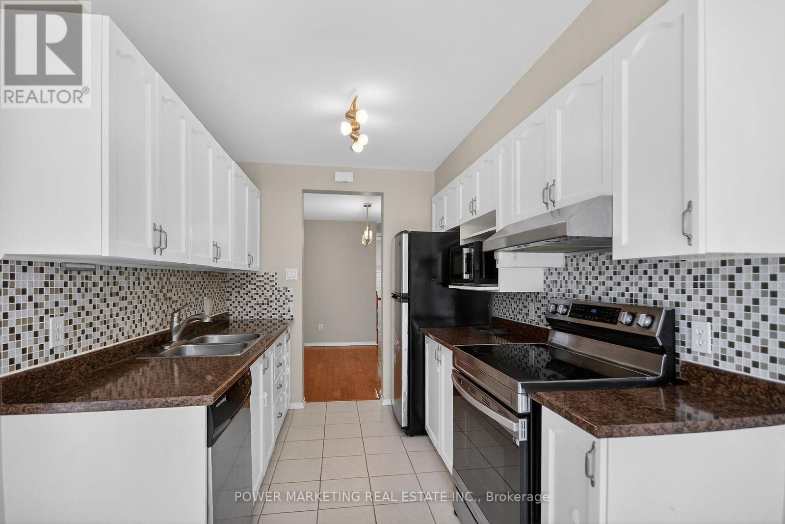 6410 Sablewood Place, Ottawa, Ontario  K1C 7L7 - Photo 35 - X12593844