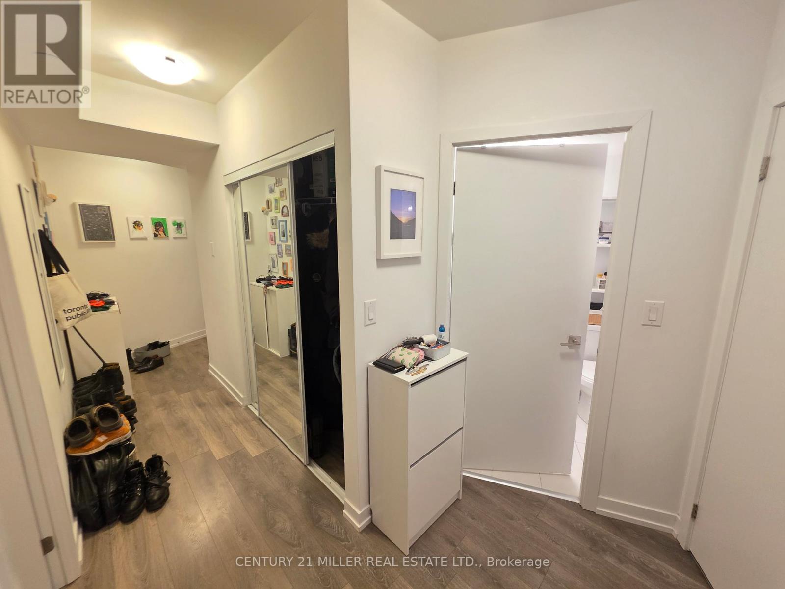 2503 - 159 Wellesley Street E, Toronto, Ontario  M4Y 0H5 - Photo 4 - C12559350