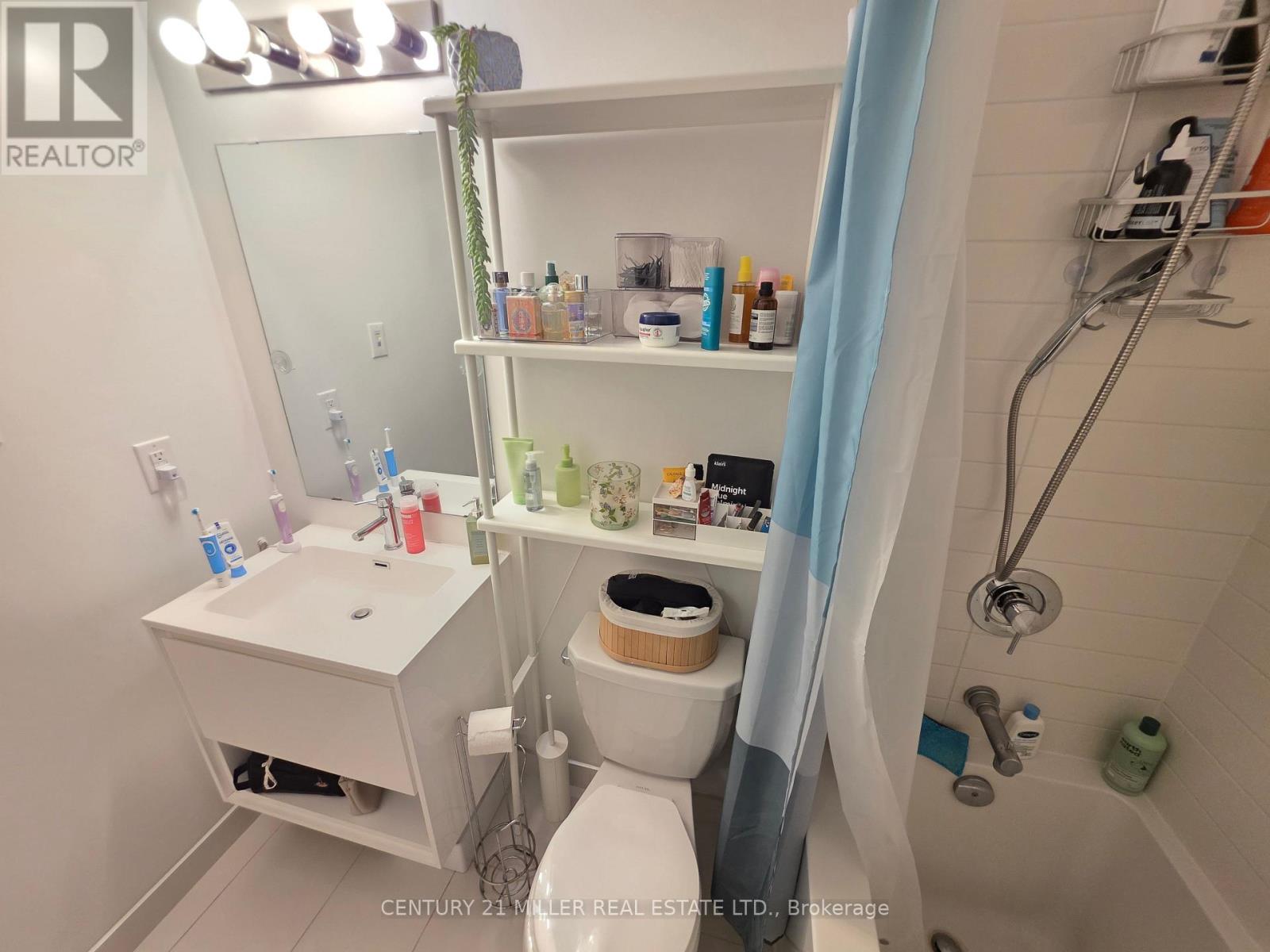 2503 - 159 Wellesley Street E, Toronto, Ontario  M4Y 0H5 - Photo 8 - C12559350