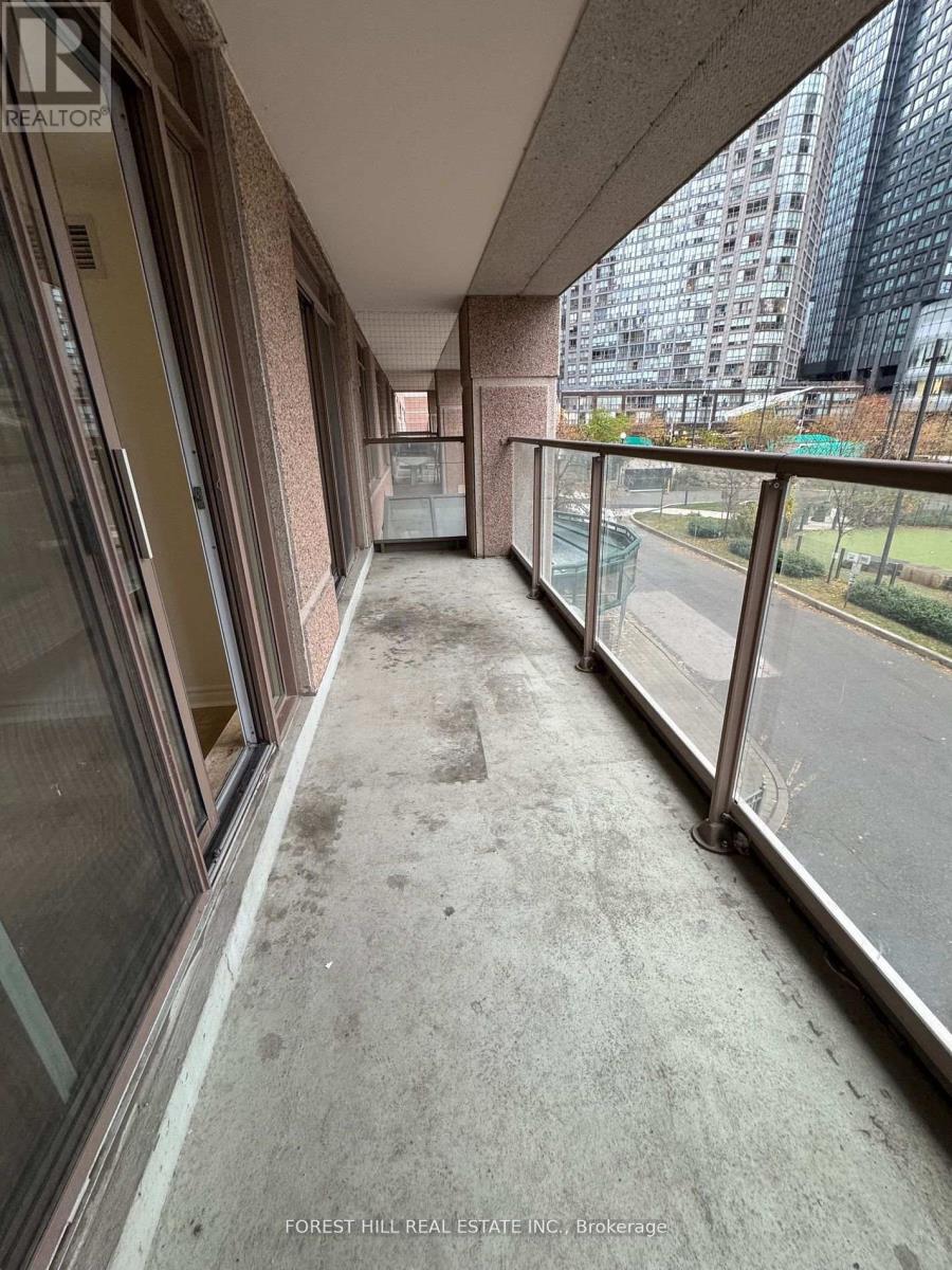 203 - 909 Bay Street, Toronto, Ontario  M5S 3G2 - Photo 19 - C12597920