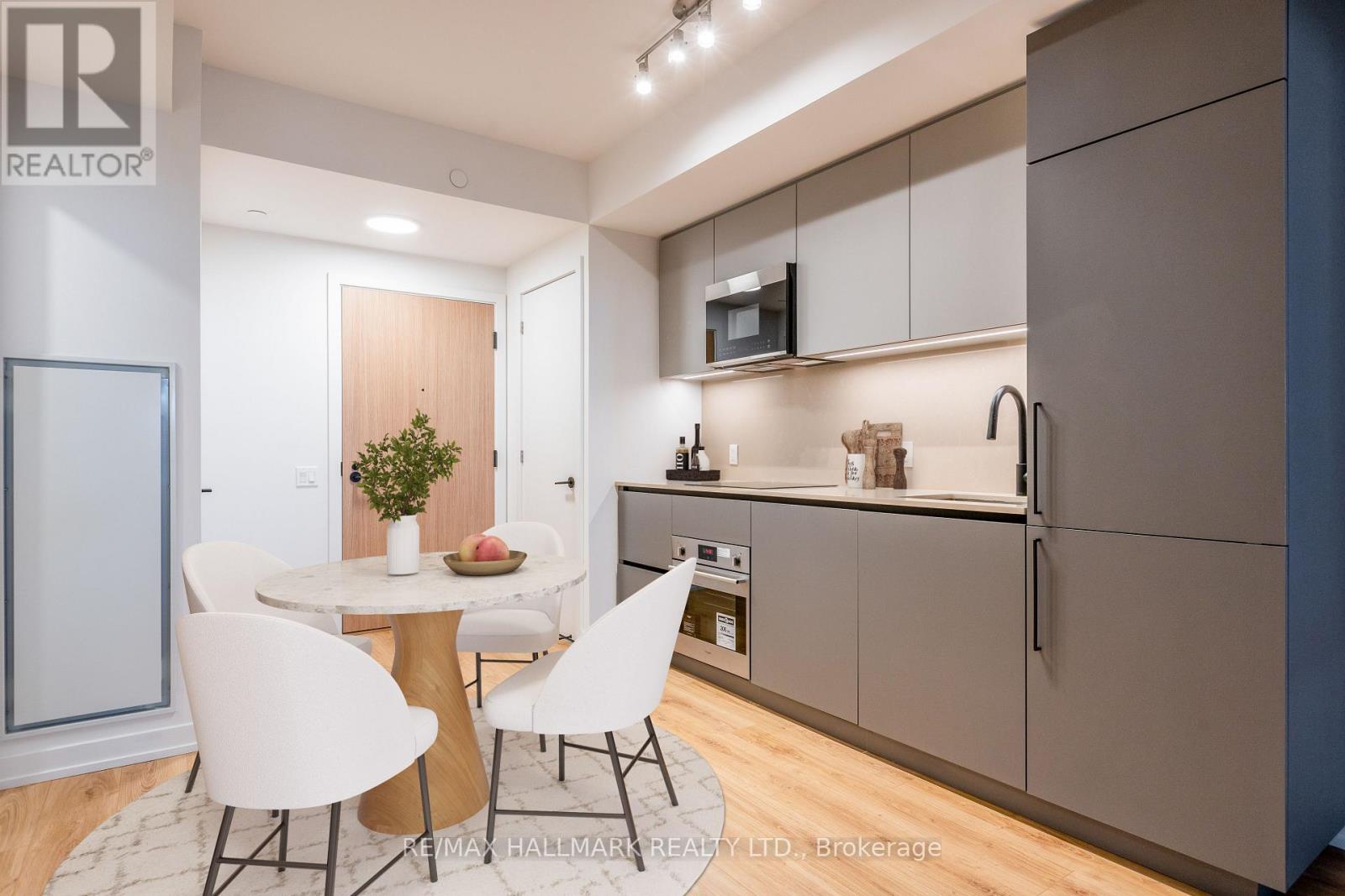 516 - 35 Parliament Street, Toronto, Ontario  M5A 0Z5 - Photo 2 - C12598046