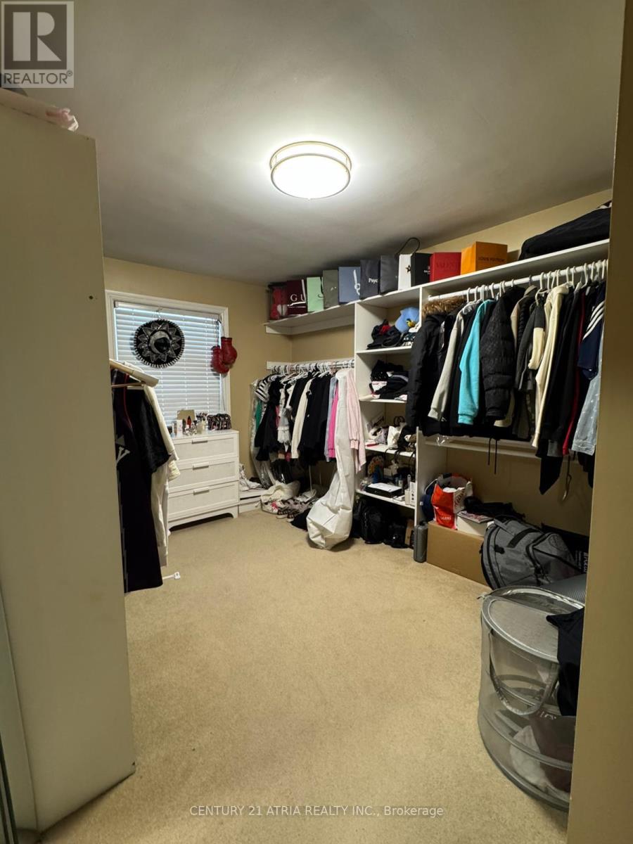 223 Hillcrest Avenue, Toronto, Ontario  M2N 3P3 - Photo 7 - C12598048