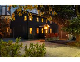 6880 Quinpool Road, Halifax, Ca