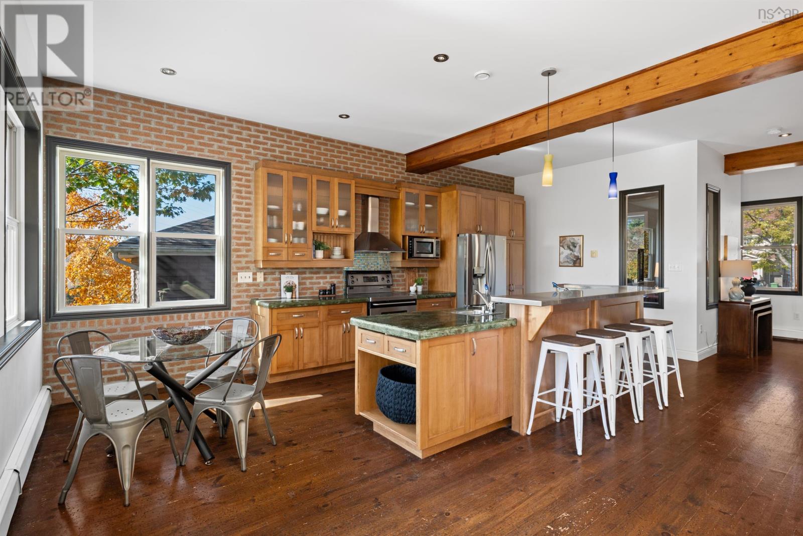 6880 Quinpool Road, Halifax, Nova Scotia  B3L 1C4 - Photo 11 - 202526719