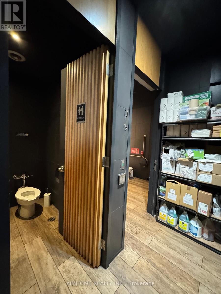 115 Fort York Boulevard, Toronto, Ontario  M5V 0J9 - Photo 8 - C12596540