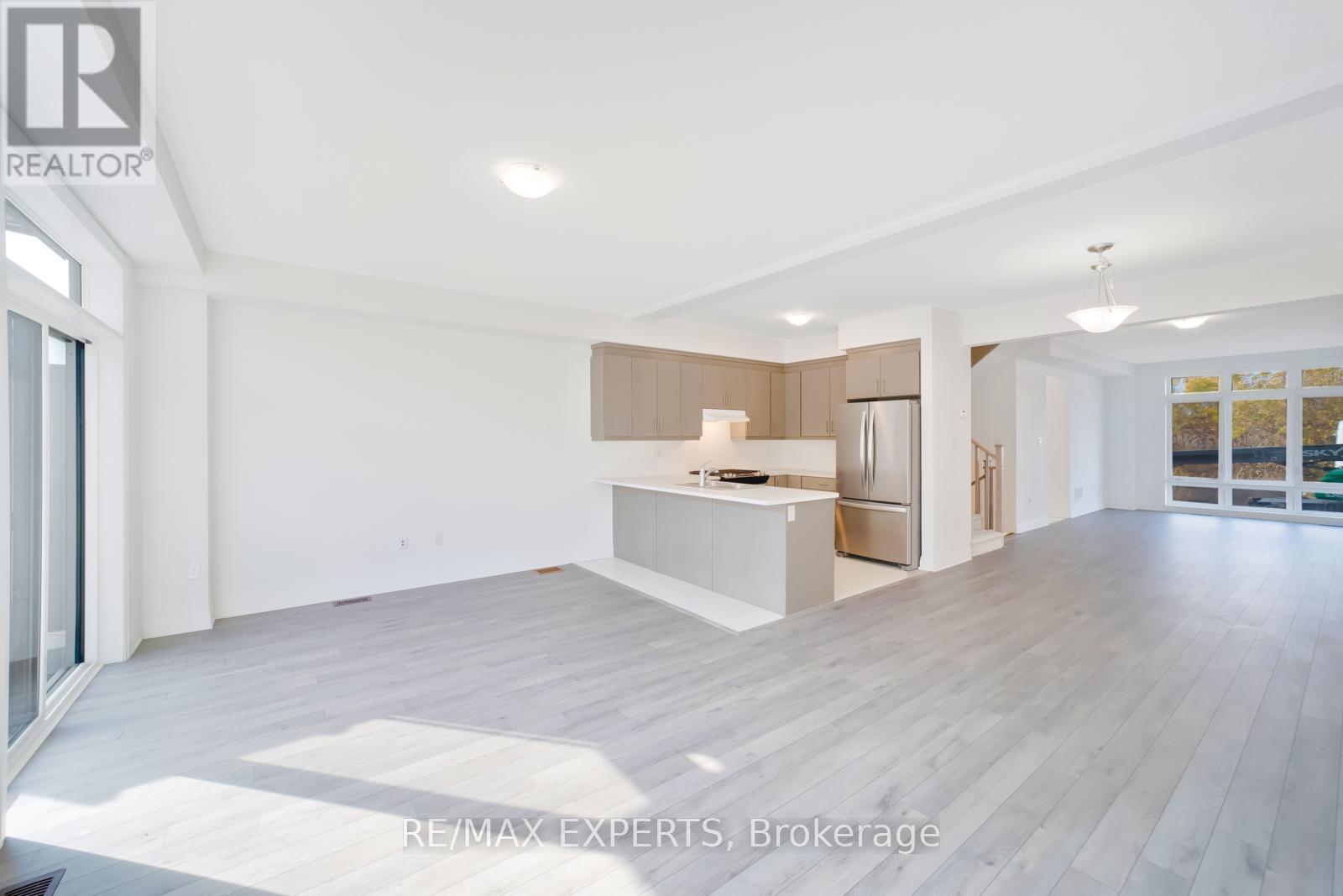 793 Conlin Road E, Oshawa, Ontario  L1K 3G4 - Photo 8 - E12597916