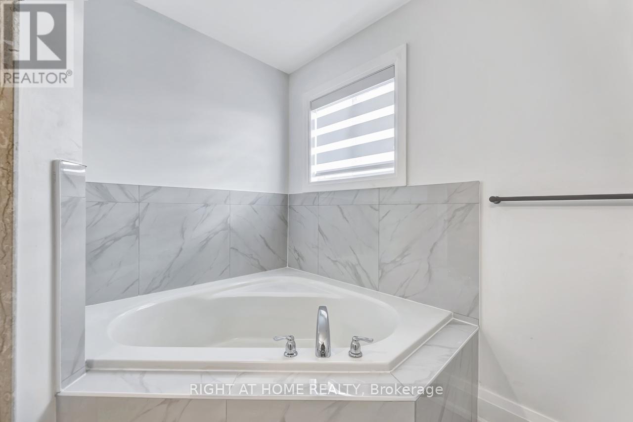 37 Oceanpearl Crescent, Whitby, Ontario  L1N 0C5 - Photo 36 - E12597954