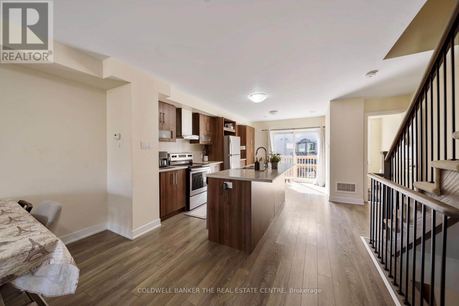 106 - 67 Donald Fleming Way, Whitby, Ontario  L1R 0N8 - Photo 9 - E12598060