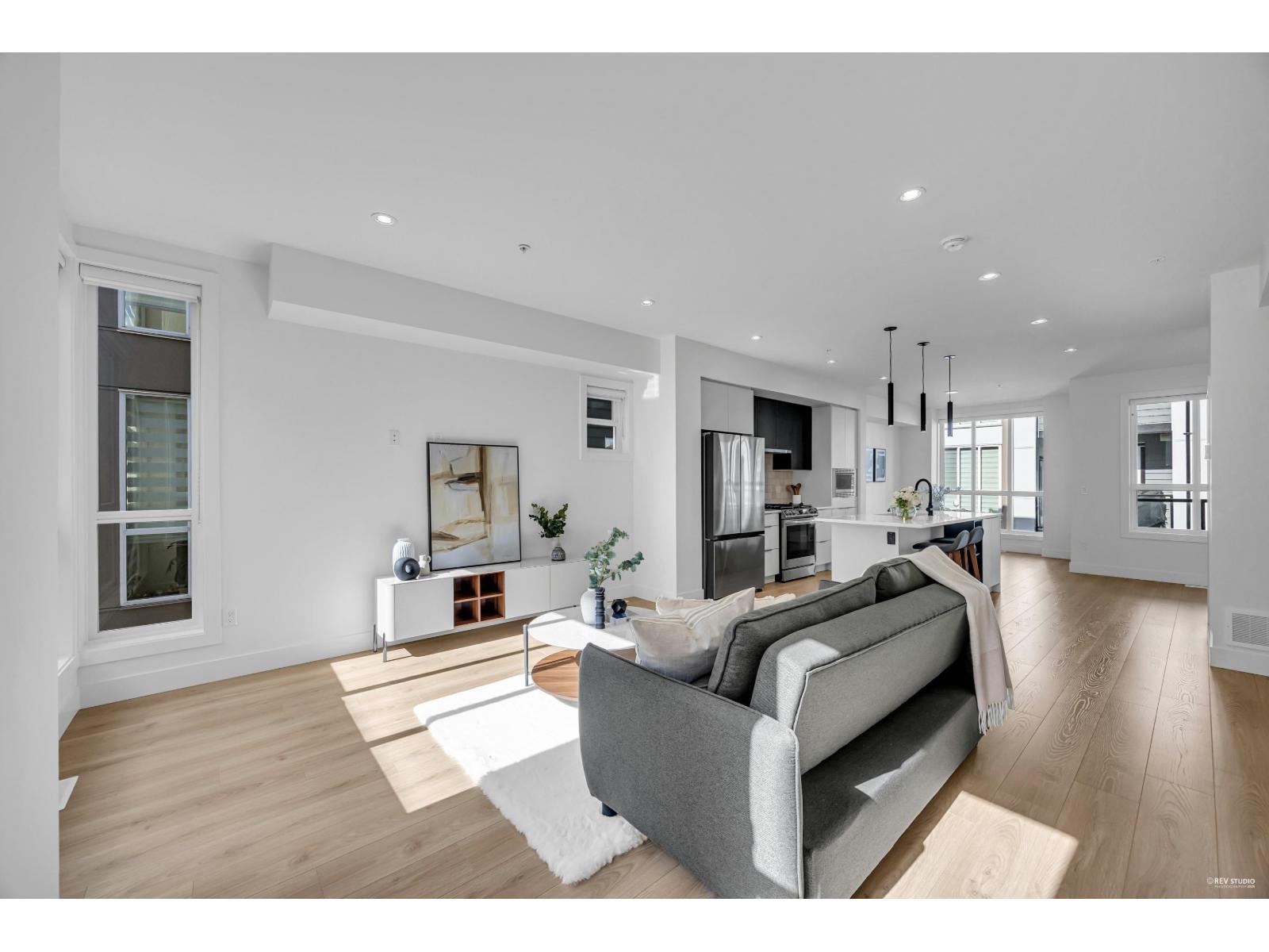 31 7670 207 Street, Langley, British Columbia  V2Y 3N7 - Photo 1 - R3071685