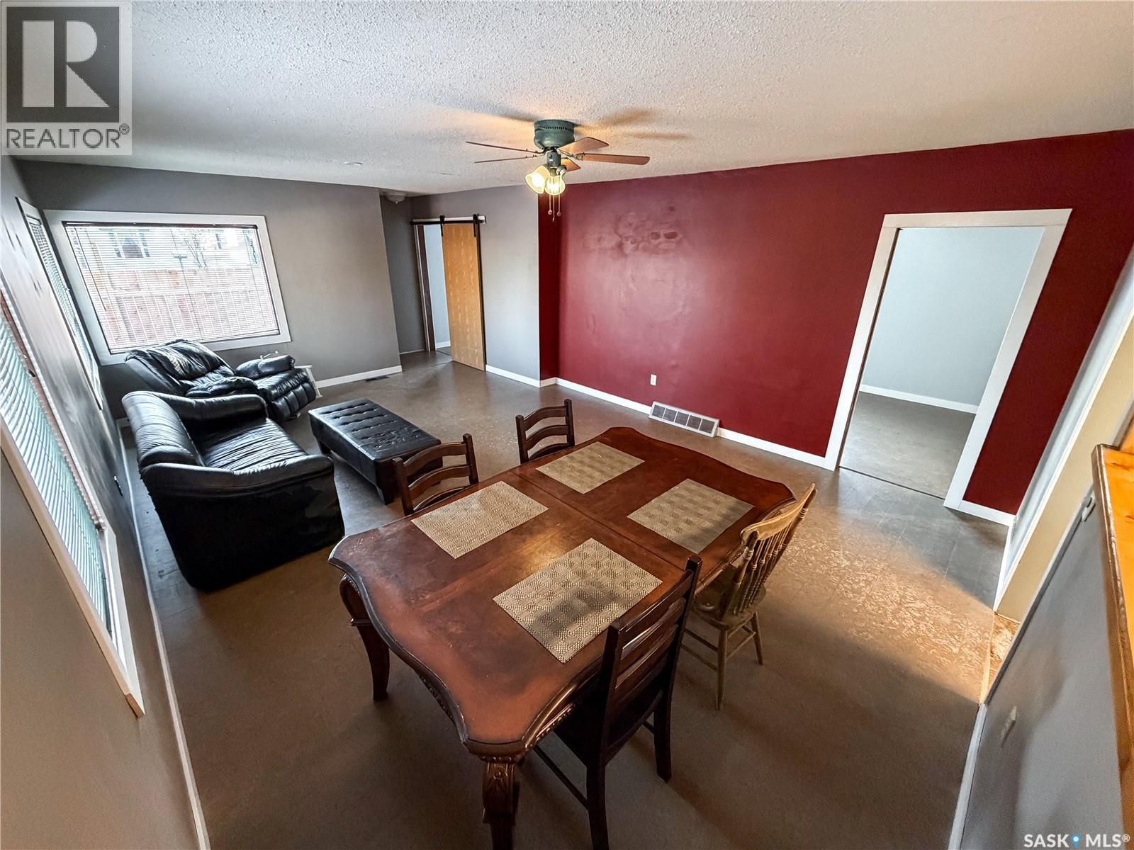 301 Front Street, Eastend, Saskatchewan  S0N 0T0 - Photo 12 - SK025154