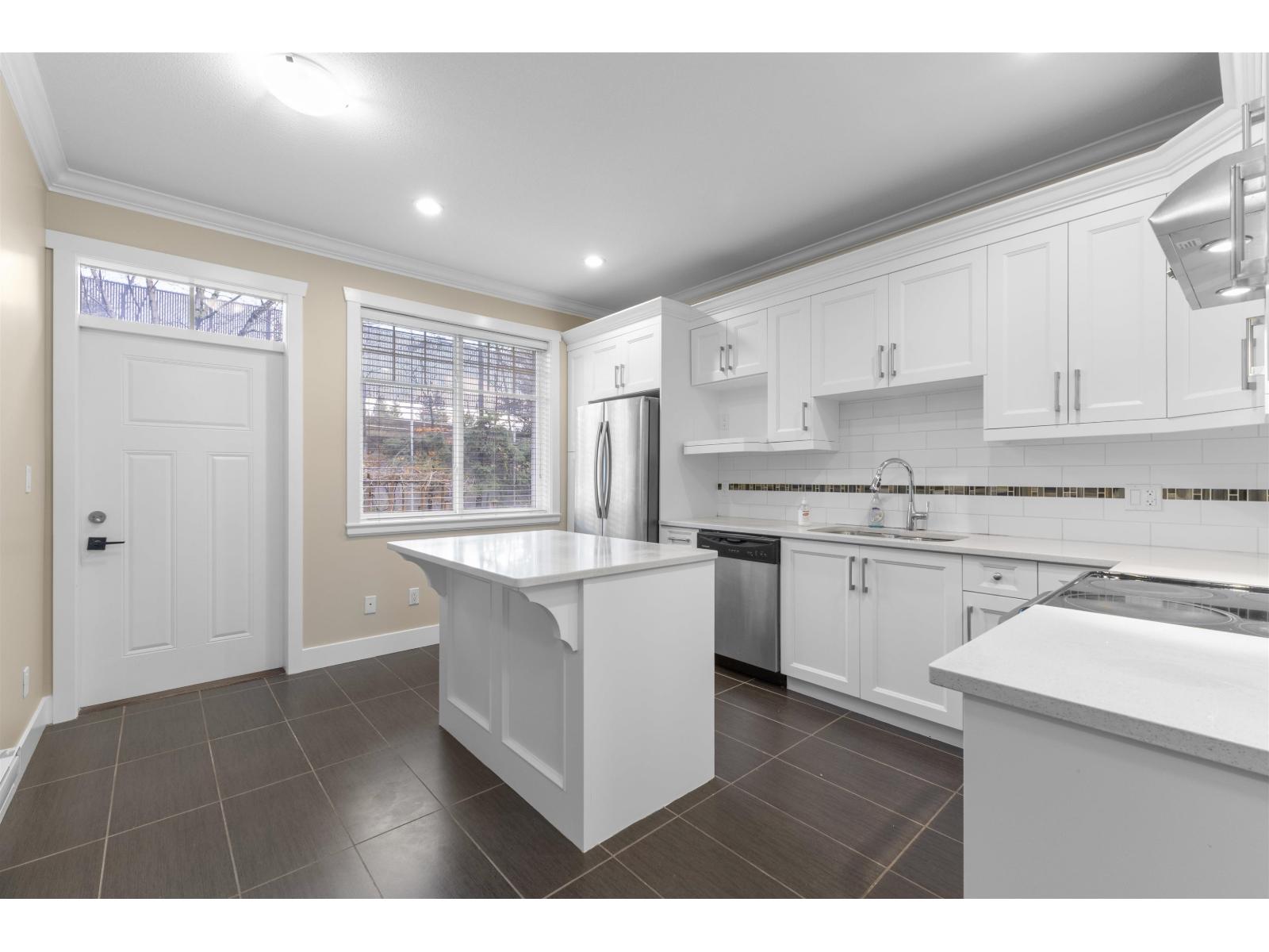 80 15399 Guildford Drive, Surrey, British Columbia  V3R 7C6 - Photo 8 - R3069867