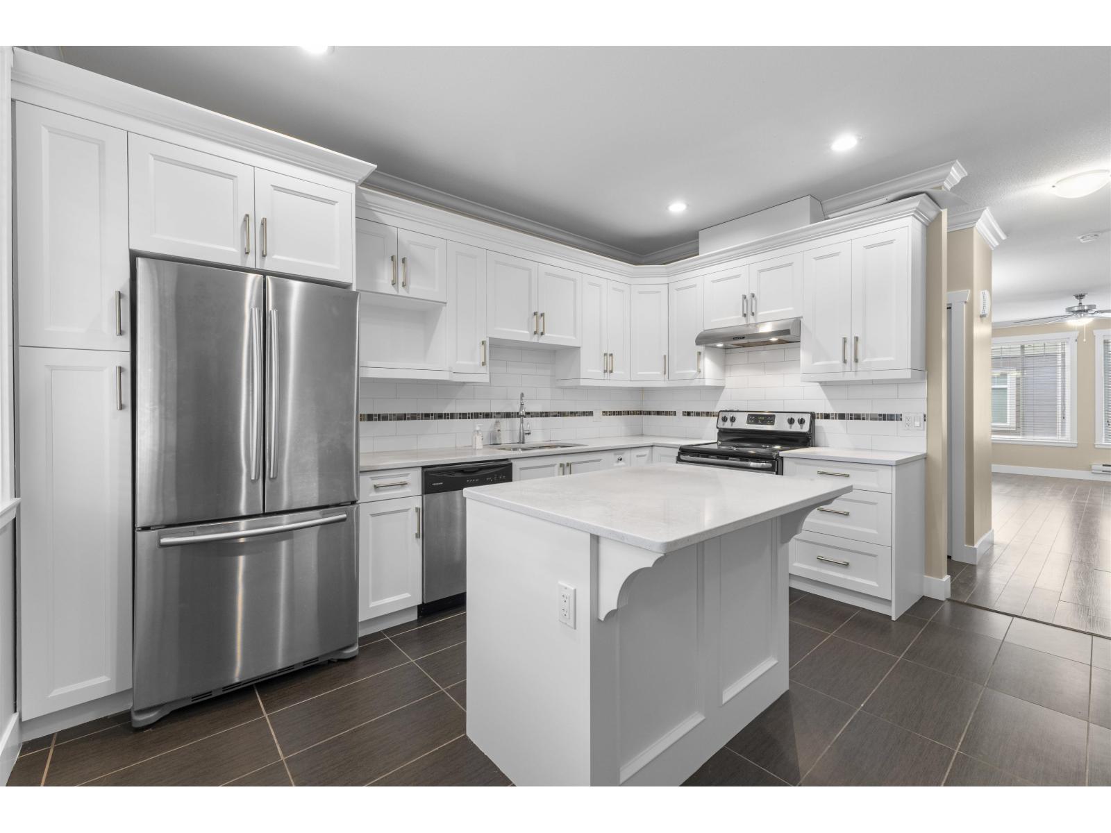 80 15399 Guildford Drive, Surrey, British Columbia  V3R 7C6 - Photo 9 - R3069867