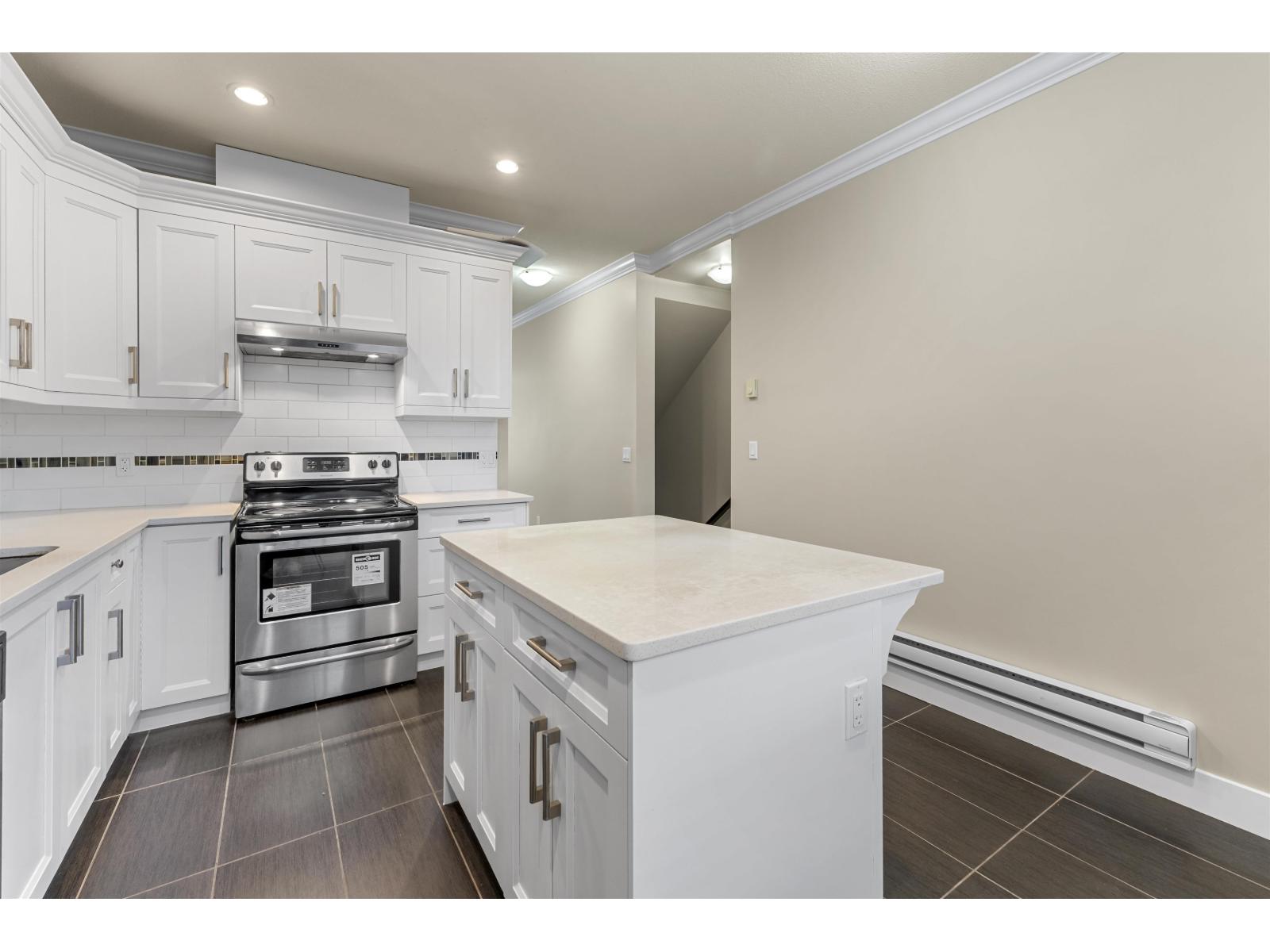 80 15399 Guildford Drive, Surrey, British Columbia  V3R 7C6 - Photo 10 - R3069867