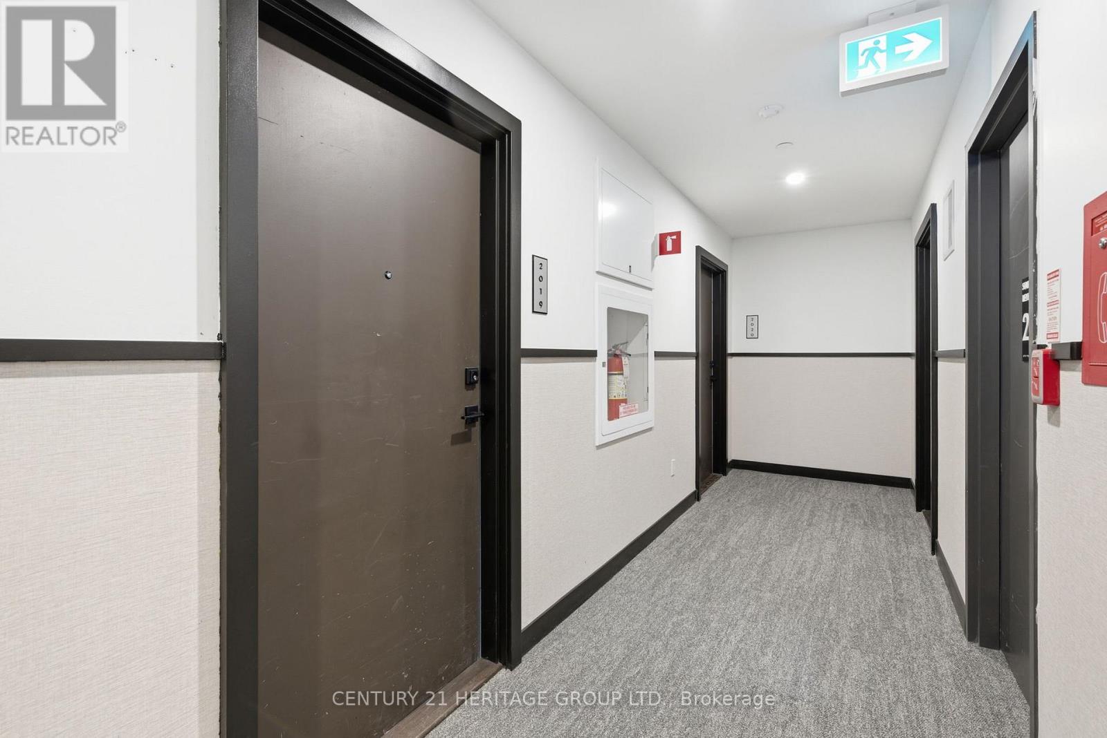 2019 - 10 Abeja Street, Vaughan, Ontario  L4K 0R4 - Photo 3 - N12597924