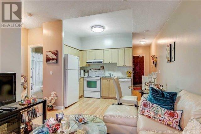 1001 - 15 North Park Road, Vaughan, Ontario  L4J 0A1 - Photo 4 - N12597938