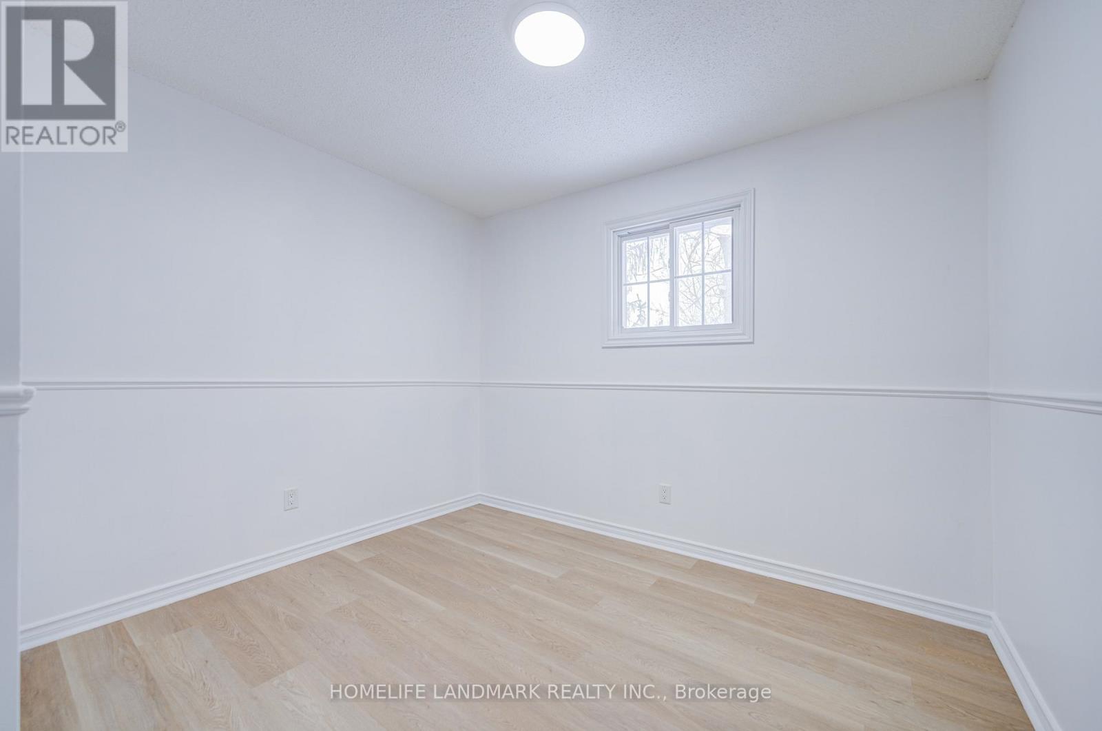 306 Terrace Drive, Georgina, Ontario  L4P 2Y8 - Photo 14 - N12597998