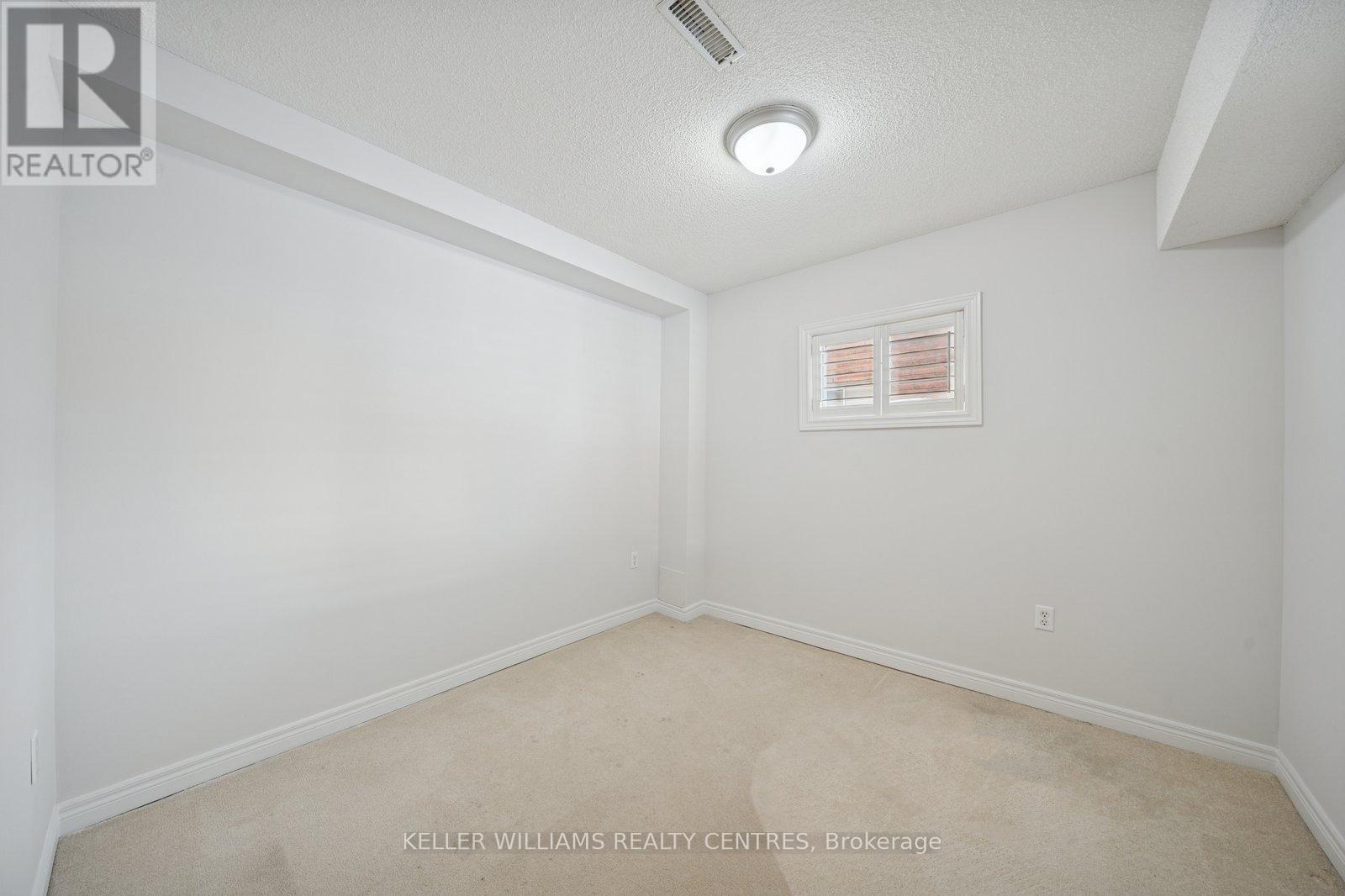 10 Margaret Place, Georgina, Ontario  L4P 3X2 - Photo 37 - N12598004