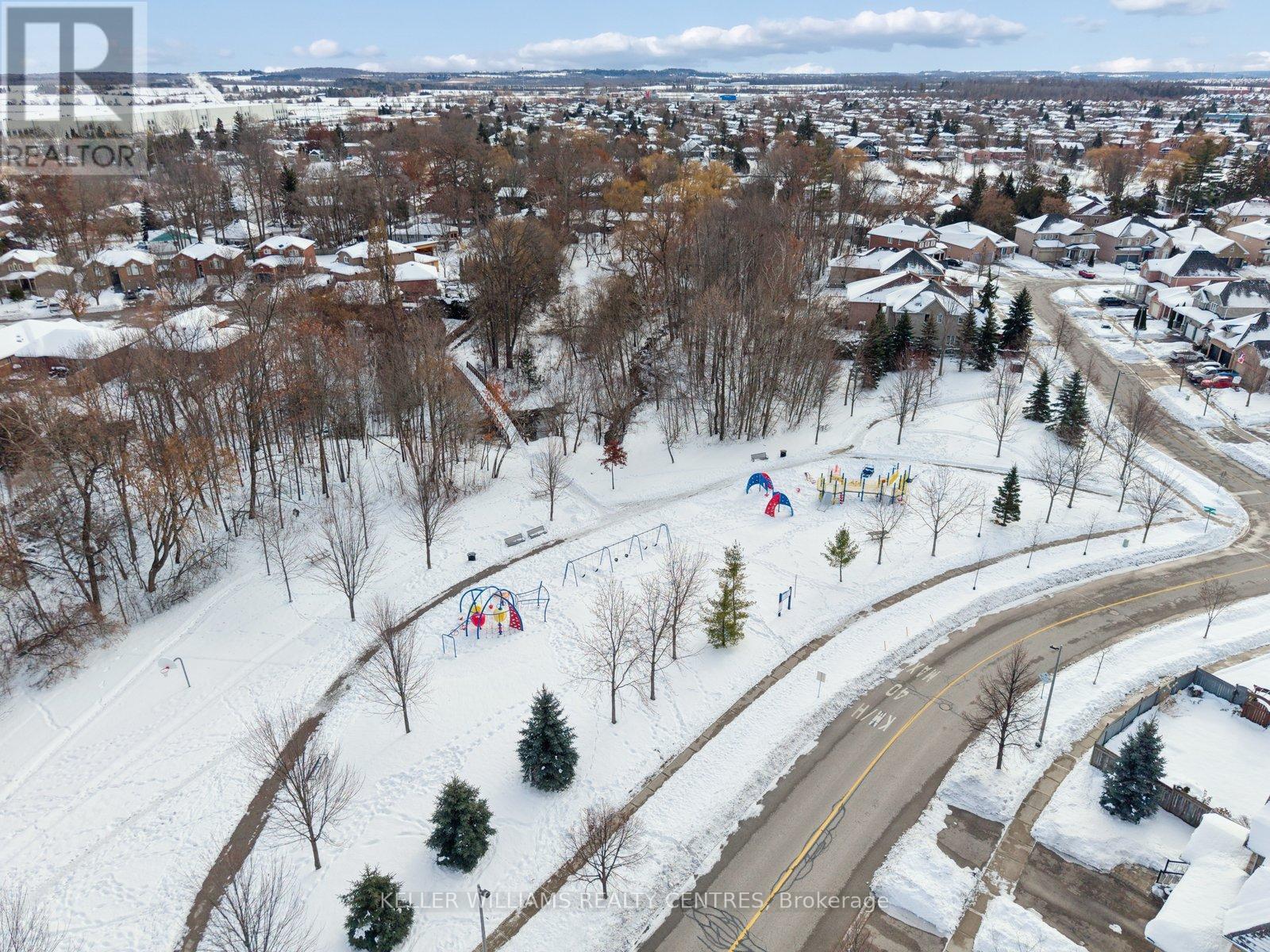 10 Margaret Place, Georgina, Ontario  L4P 3X2 - Photo 46 - N12598004