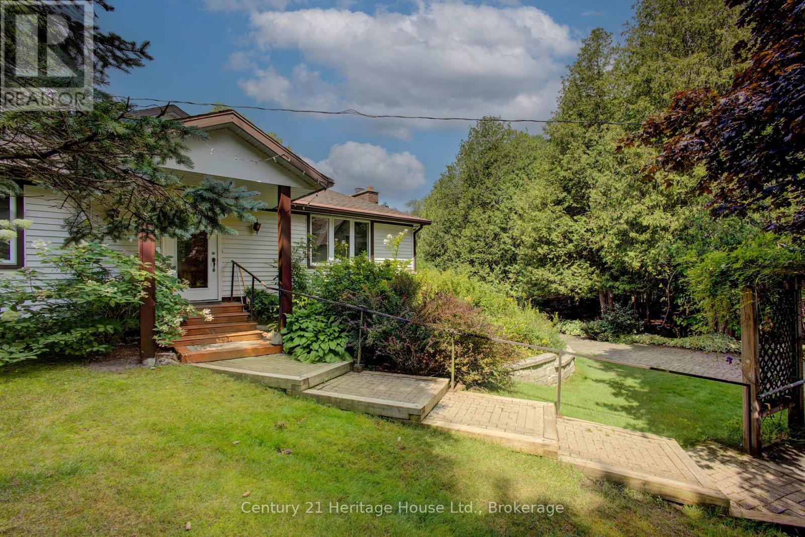 473514 Camp Oliver Road, West Grey, Ontario  N0C 1K0 - Photo 1 - X12396433