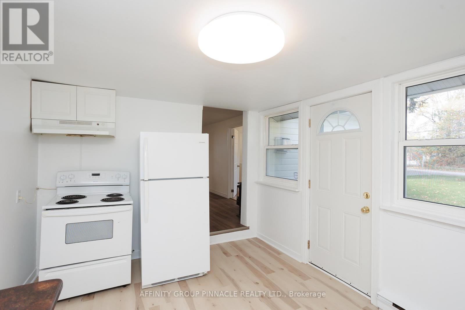 187 King Street W, Brock, Ontario  L0K 1A0 - Photo 18 - N12497596