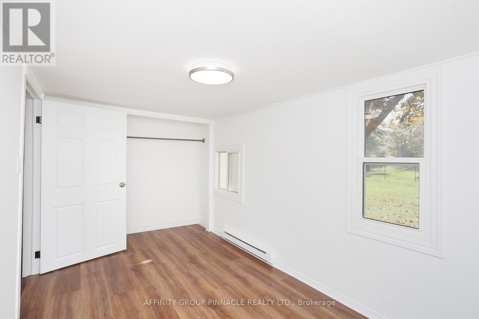 187 King Street W, Brock, Ontario  L0K 1A0 - Photo 29 - N12497596