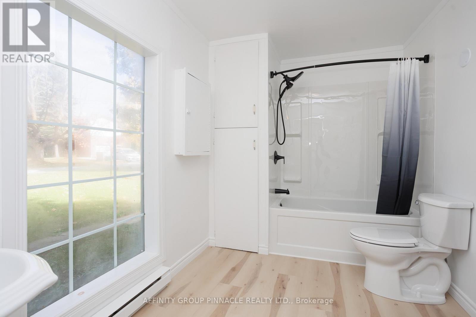 187 King Street W, Brock, Ontario  L0K 1A0 - Photo 26 - N12497596