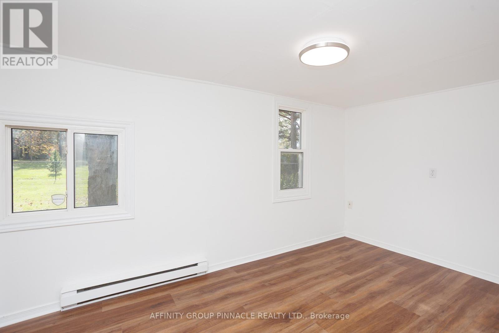 187 King Street W, Brock, Ontario  L0K 1A0 - Photo 27 - N12497596