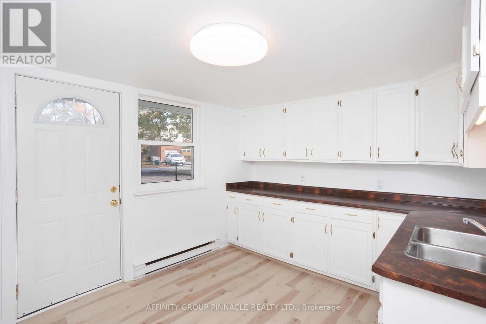 187 King Street W, Brock, Ontario  L0K 1A0 - Photo 17 - N12497596