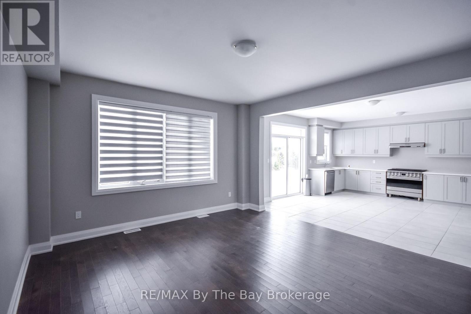 30 Misty Ridge Road, Wasaga Beach, Ontario  L9Z 0R8 - Photo 9 - S12598194