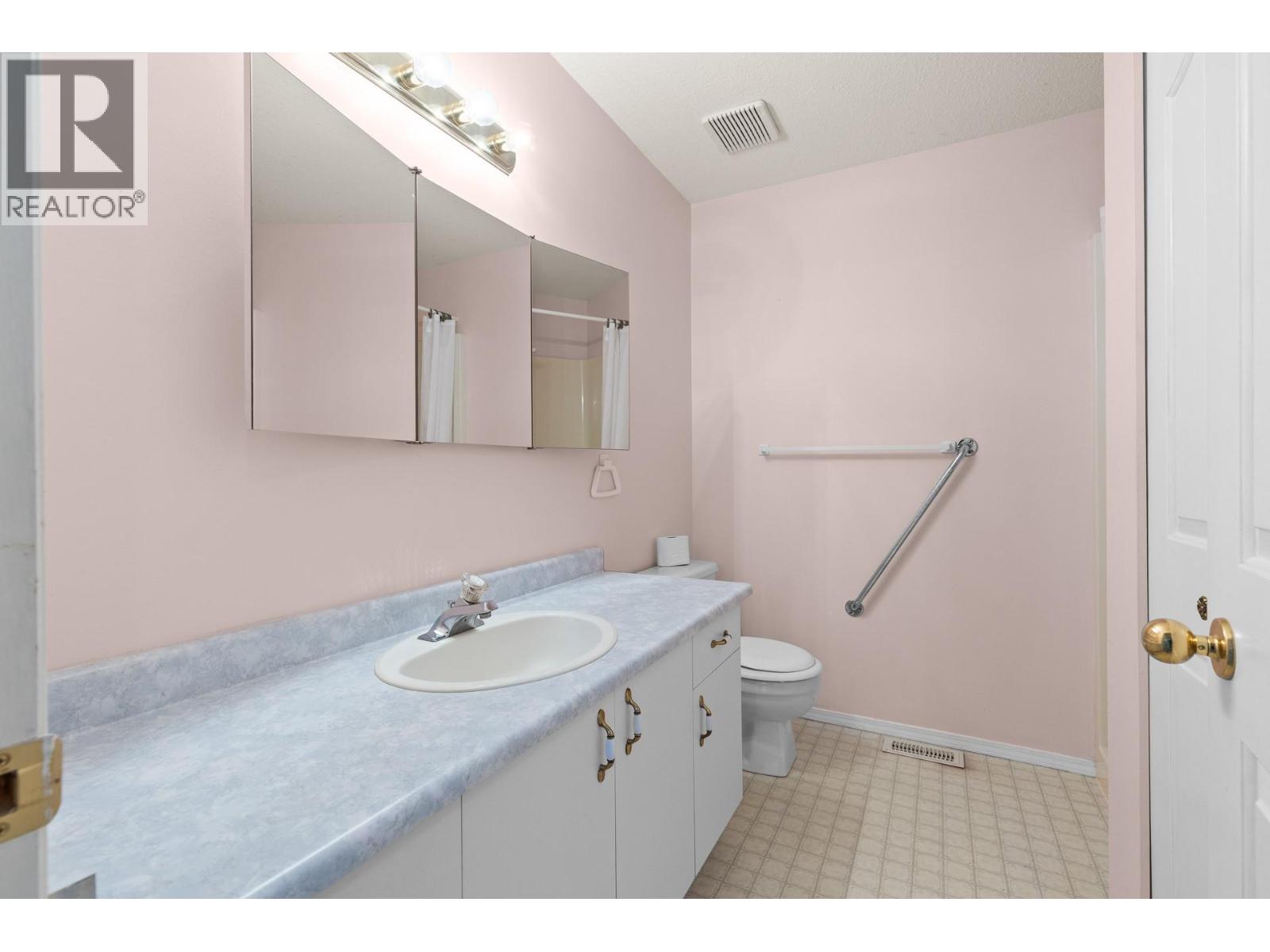 205 Gerstmar Road Unit# 8 Kelowna Photo 23