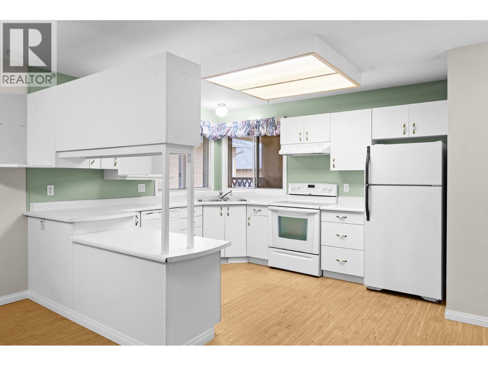 205 Gerstmar Road Unit# 8 Kelowna Photo 7