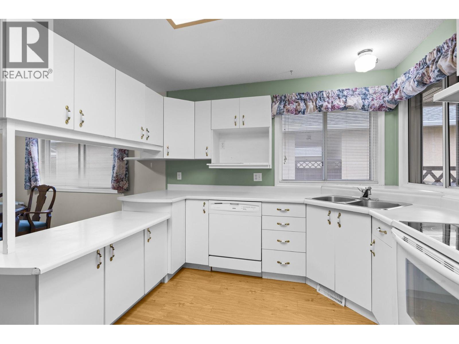 205 Gerstmar Road Unit# 8 Kelowna Photo 9