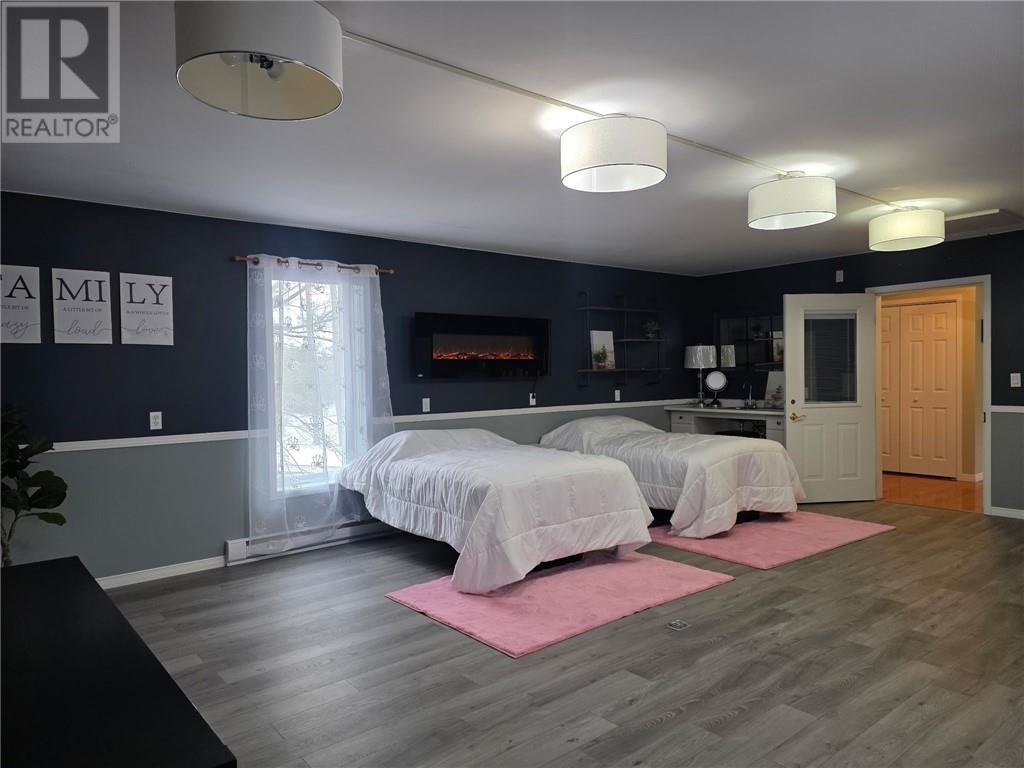 2033 Panache North Shore Road, Whitefish, Ontario  P0M 3E0 - Photo 9 - 2124773