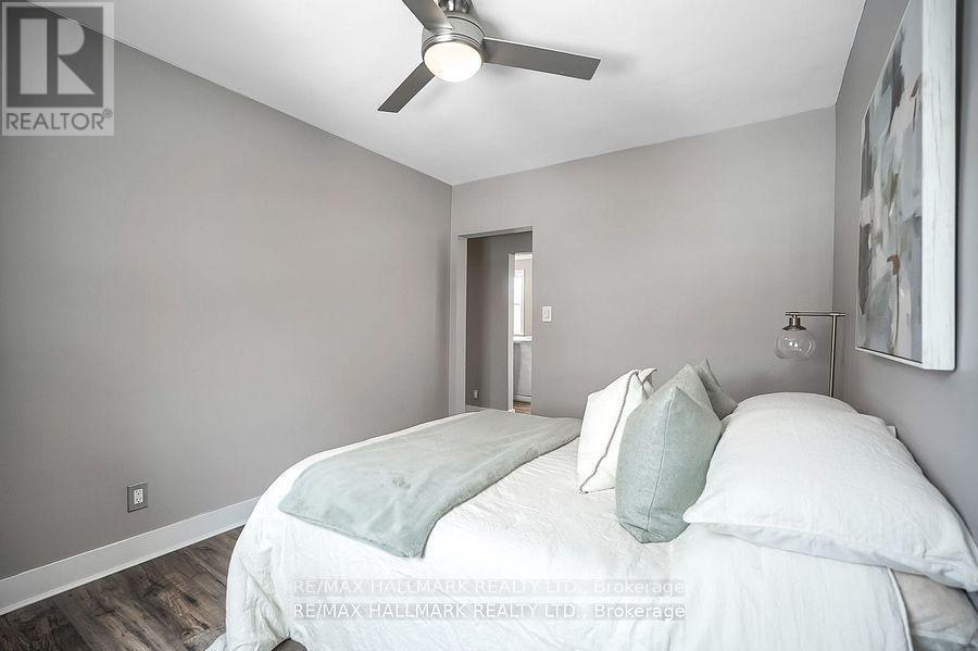 Upper - 6 Thirty First Street, Toronto, Ontario  M8W 3E8 - Photo 18 - W12597922