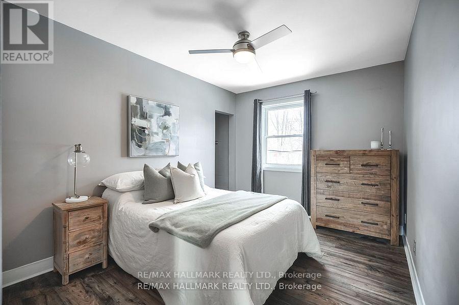 Upper - 6 Thirty First Street, Toronto, Ontario  M8W 3E8 - Photo 19 - W12597922