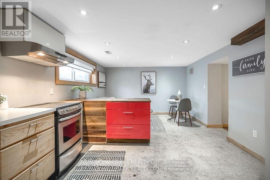 Lower - 6 Thirty First Street, Toronto, Ontario  M8W 3E8 - Photo 13 - W12597926