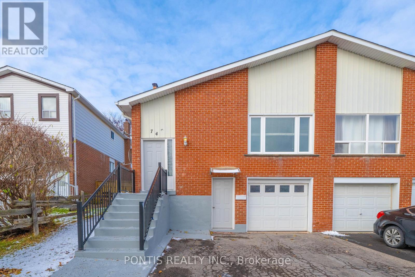 74 Radford Drive, Brampton, Ontario  L6V 2Y9 - Photo 3 - W12597952