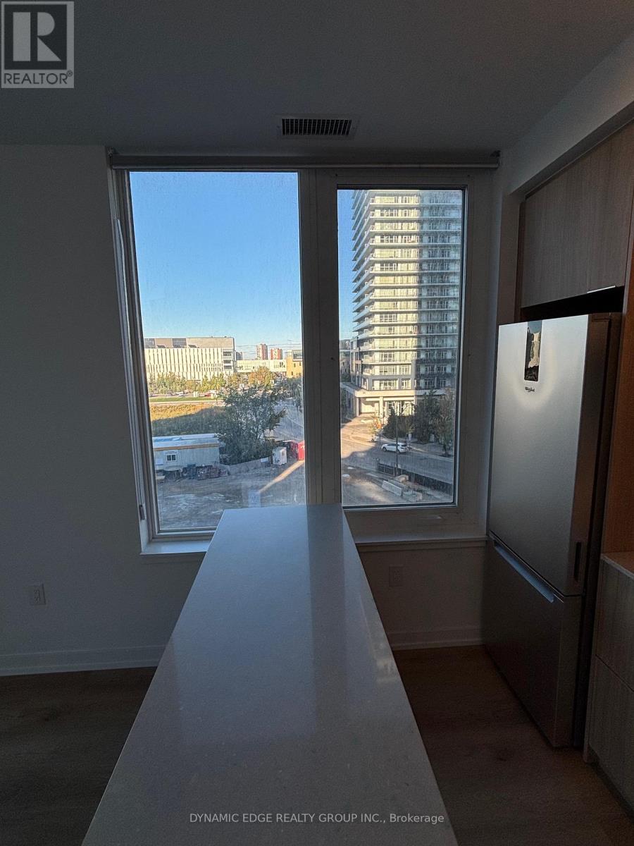 403 - 395 Square One Drive, Mississauga, Ontario  L5B 0P6 - Photo 16 - W12597970