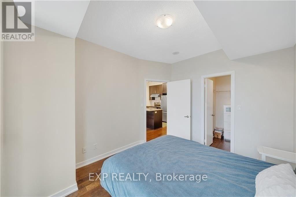 2208 - 4070 Confederation Parkway, Mississauga, Ontario  L5B 0E9 - Photo 11 - W12597990