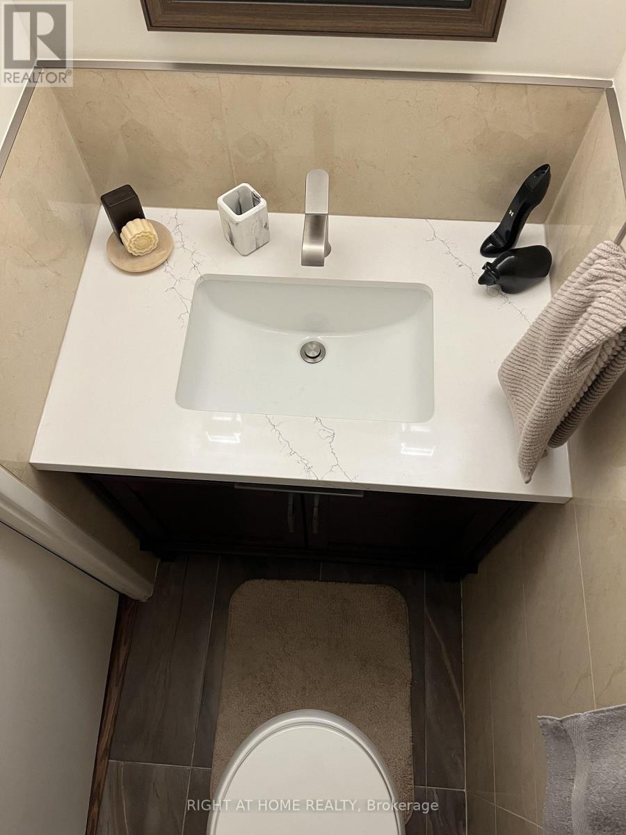 617 - 60 Southport Street, Toronto, Ontario  M6S 3N4 - Photo 18 - W12598002