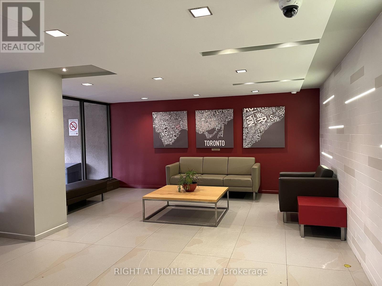 617 - 60 Southport Street, Toronto, Ontario  M6S 3N4 - Photo 4 - W12598002