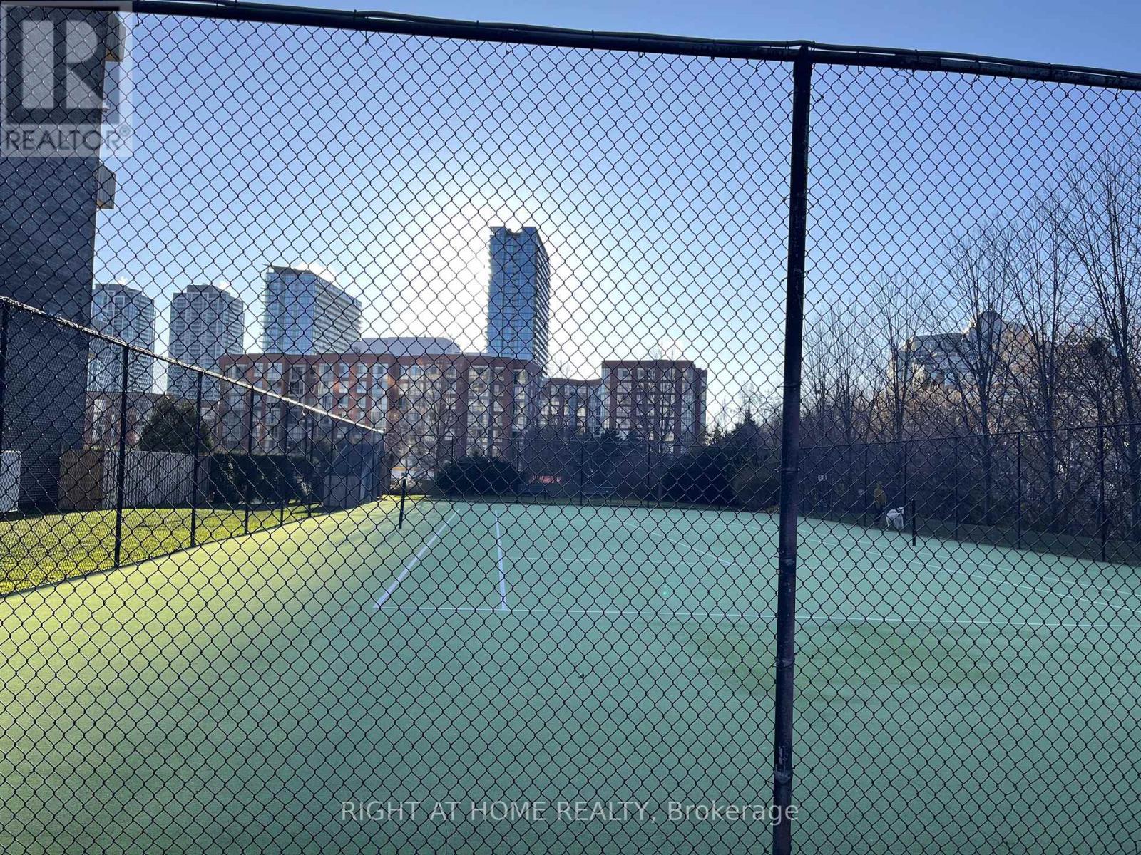 617 - 60 Southport Street, Toronto, Ontario  M6S 3N4 - Photo 49 - W12598002