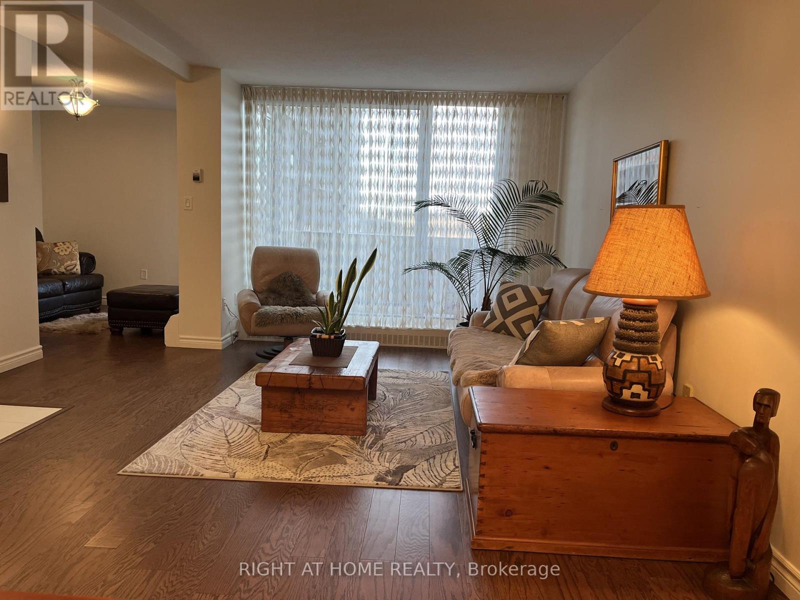 617 - 60 Southport Street, Toronto, Ontario  M6S 3N4 - Photo 7 - W12598002