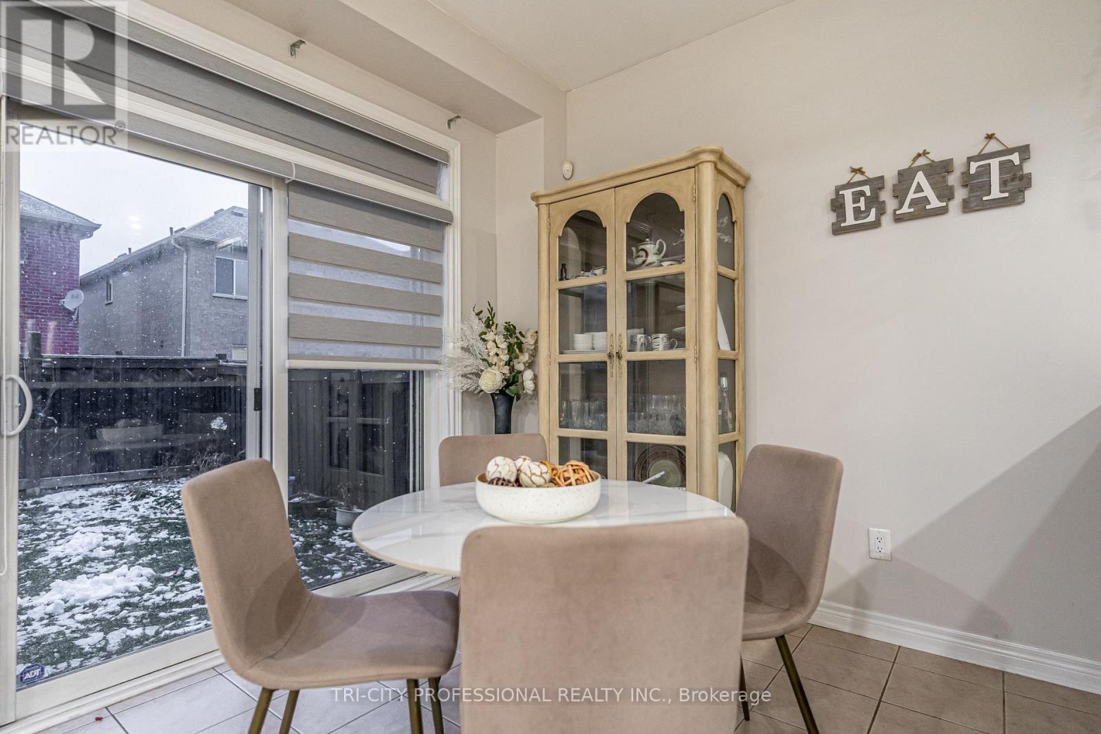 17 Sleightholme Crescent, Brampton, Ontario  L6P 3C2 - Photo 19 - W12598012