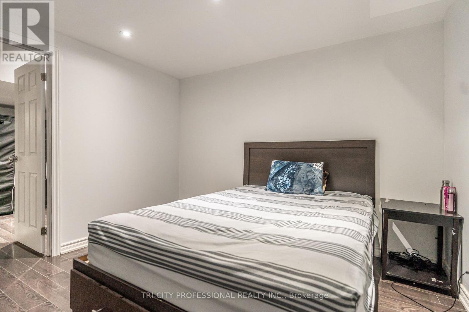 17 Sleightholme Crescent, Brampton, Ontario  L6P 3C2 - Photo 41 - W12598012