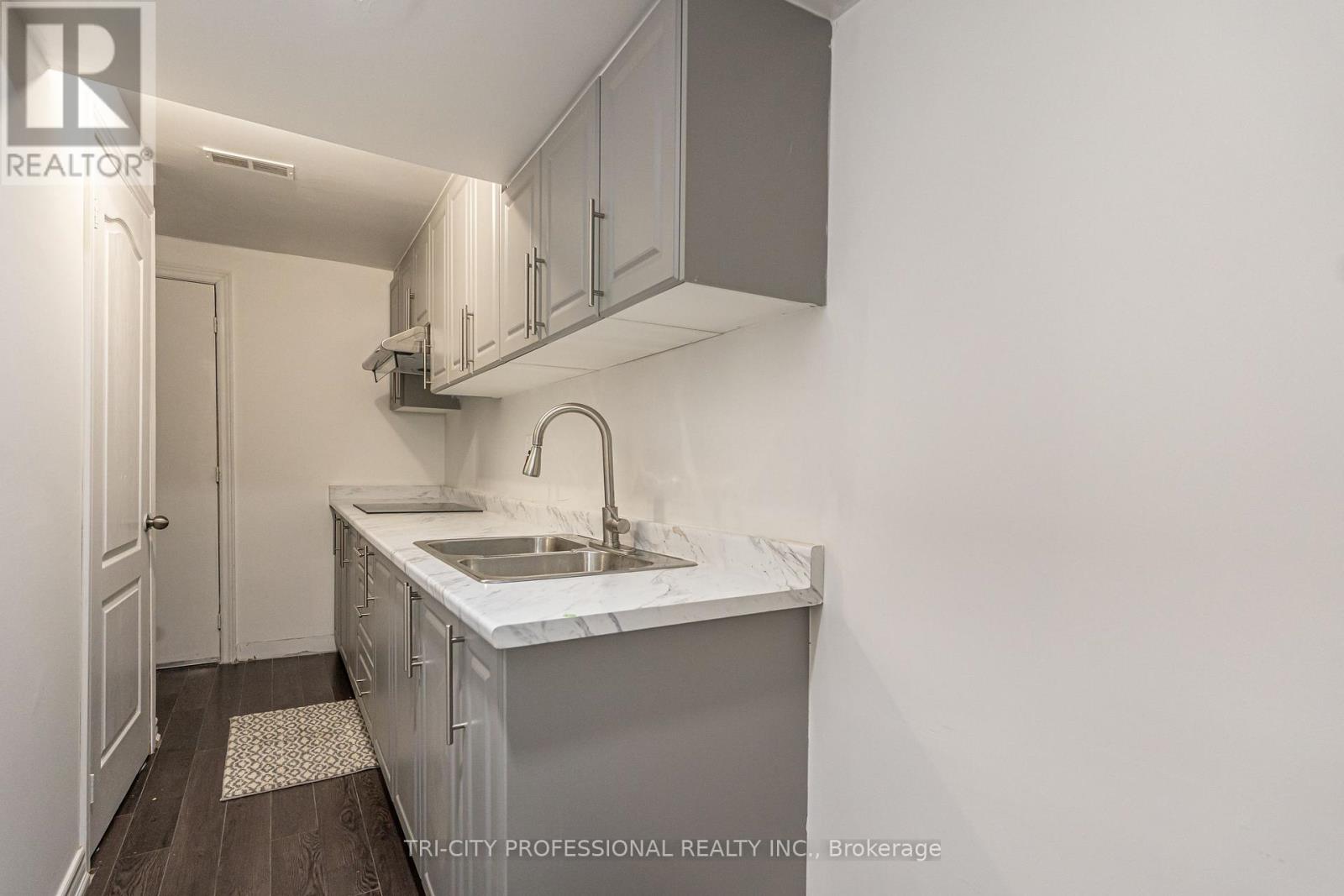 17 Sleightholme Crescent, Brampton, Ontario  L6P 3C2 - Photo 42 - W12598012